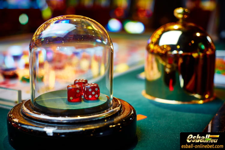 Play Sic Bo Online Demo, House Edge, Odds, Payout Play Sic Bo Online Demo, House Edge, Odds, Payout