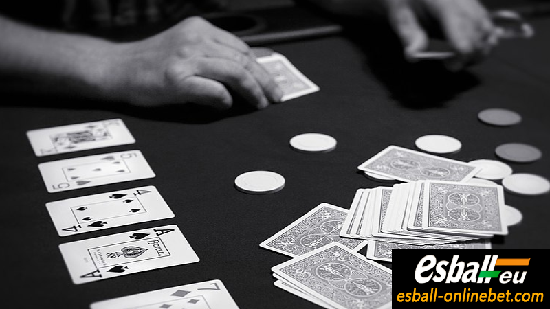 8 Texas Hold’em Poker Hands Analysis (P1)