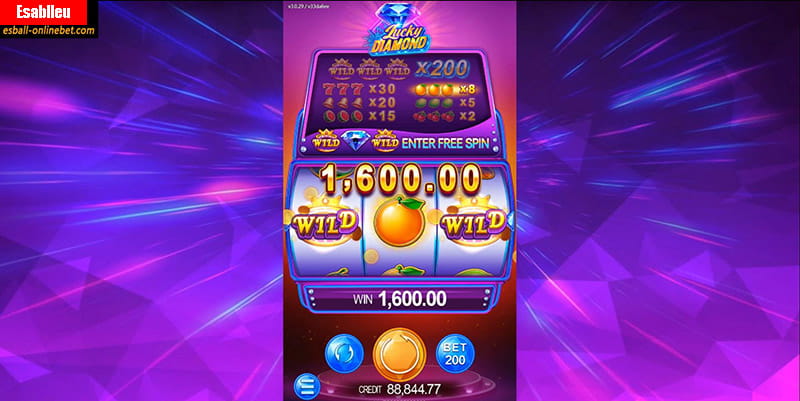Lucky Diamond Slot Machine Wild Symbols