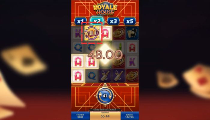 Royale House Slot Wild