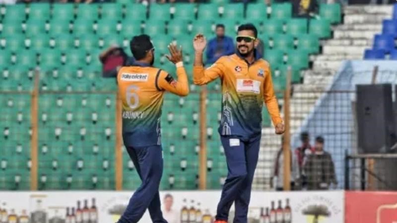 BPL 2023 Cricket Highlight 2: Dhaka Dominators Losing The Plot In Middle Overs