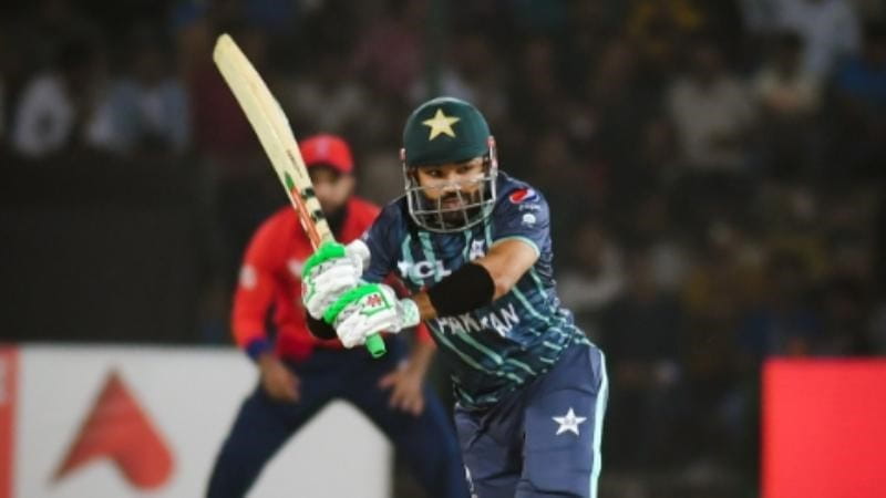 England Cricket Team's Bowlers Tighten Screws Around Rizwan England Cricket Team's Bowlers Tighten Screws Around Rizwan