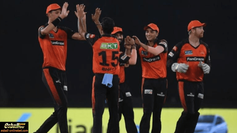 IPL Match 35 Prediction: Is 300 On The Cards For SRH IPL Match 35 Prediction: Is 300 On The Cards For SRH